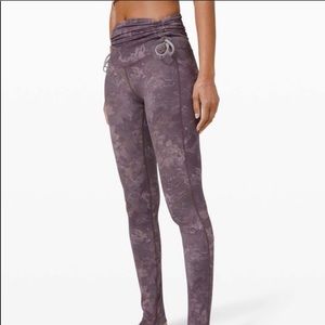 Lululemon Hug Your Core 28” Tight